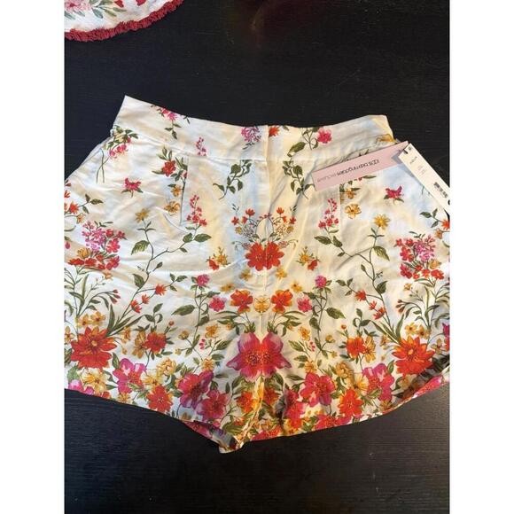 Pants - EASTER / SPRING 💐 Bloomingdales Aqua White Floral Pink Orange Midi Shorts 8